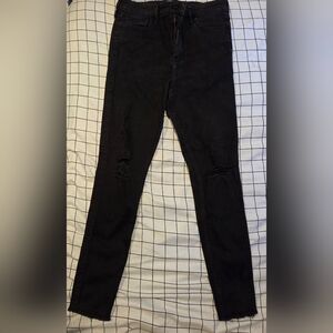 Hollister Crop Highrise Black Skinny Jeans. Size 7. W28.